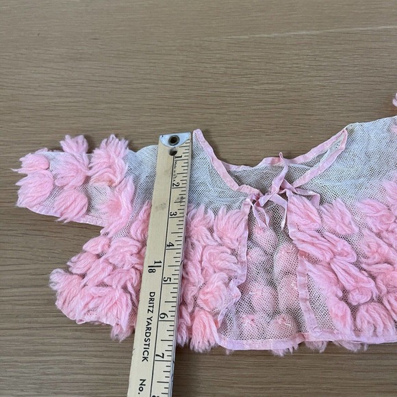 Baby Girl's Vintage Sz 3-6 Mos Pink Yarn Mesh Handmade One of a Kind Shrug - Picture 7 of 7